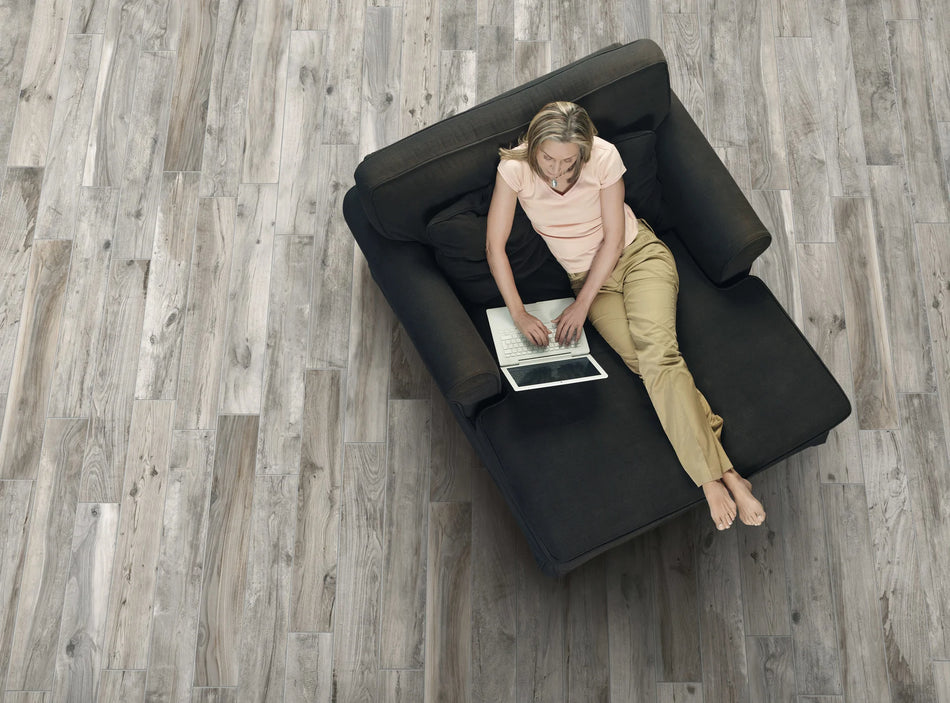 Living Wood Look Tile